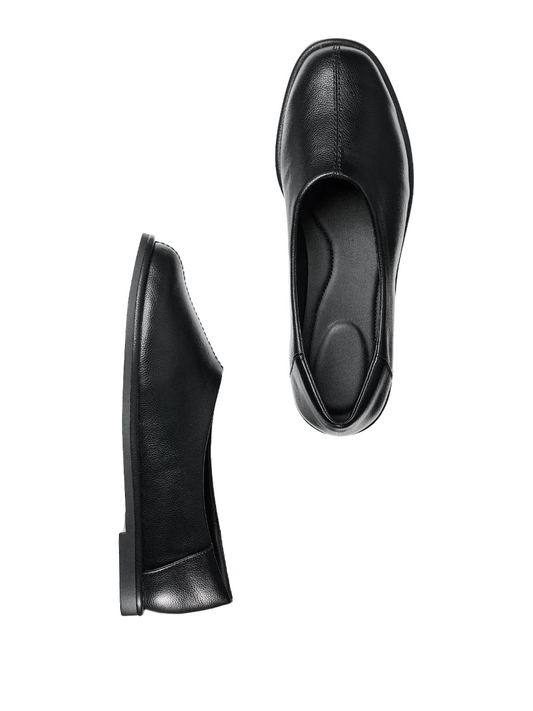 Minimalist Square-Toe Leather Flats | Timeless Black Slip-Ons