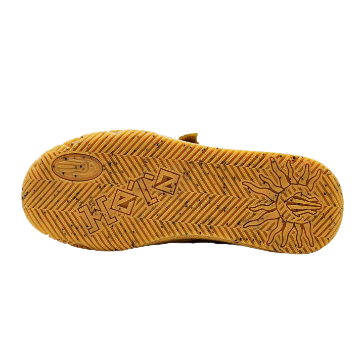 Men’s low-top limited-edition basketball sneakers