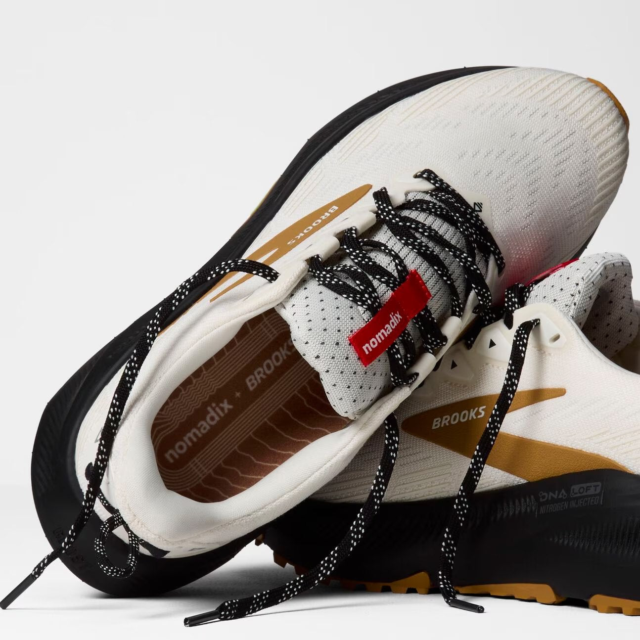 Men’s Books Trail Running Shoes with TrailTack™ Outsole