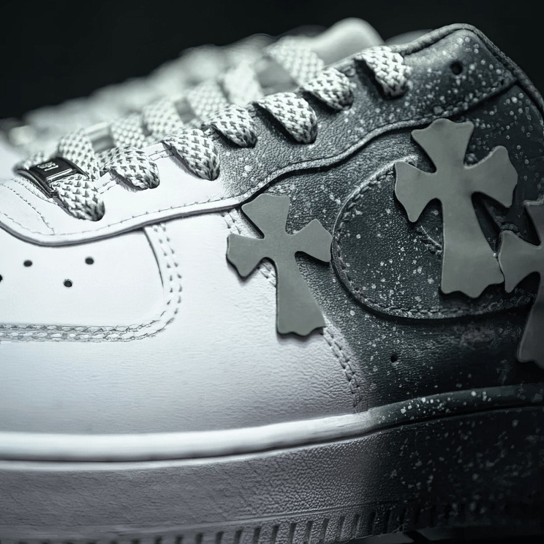 Men's Custom Gradient Cross Low-Top Sneakers