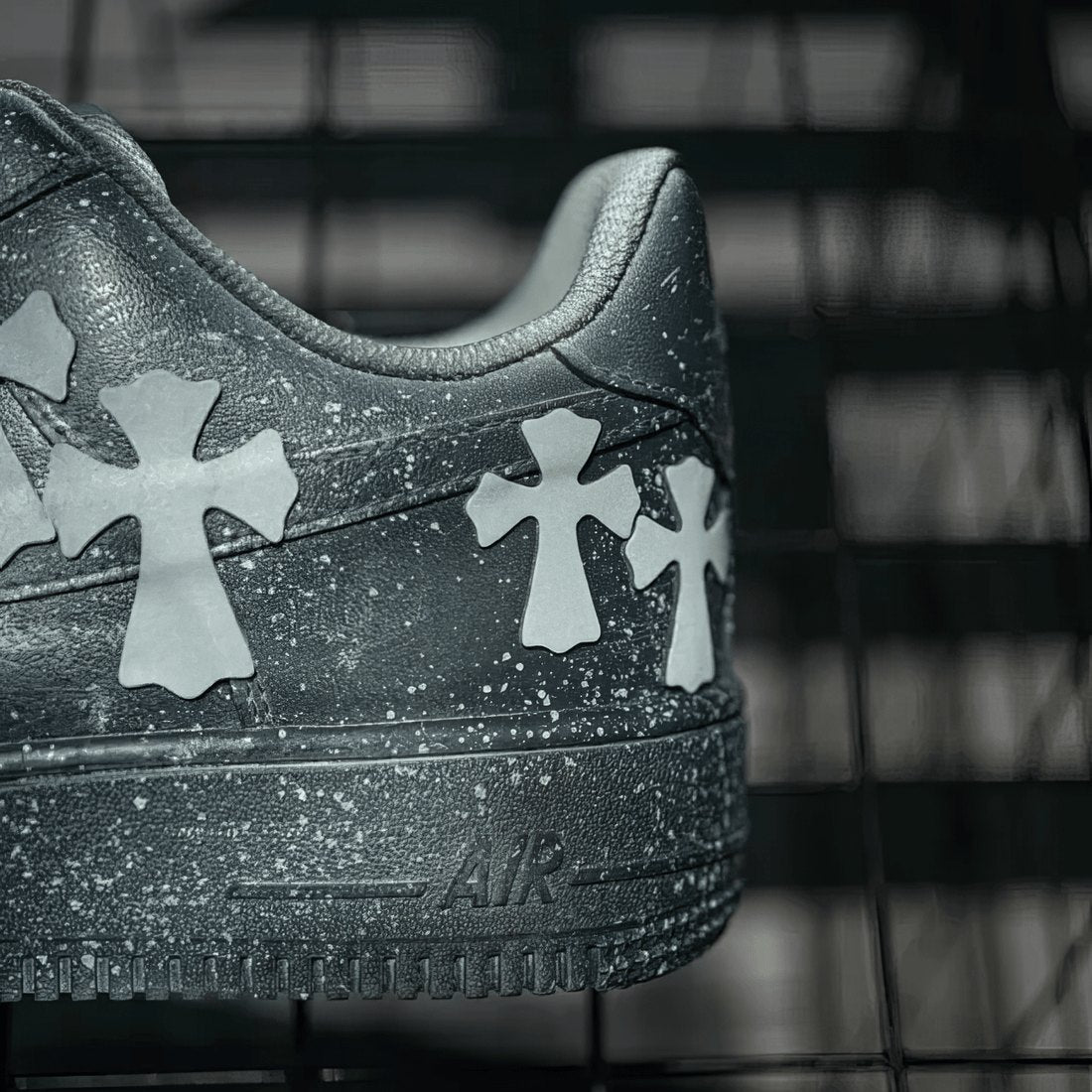 Men's Custom Gradient Cross Low-Top Sneakers
