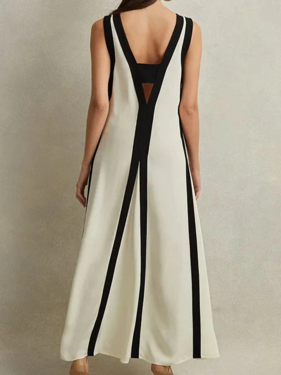Sculpting Contrast Cutout Maxi Dress