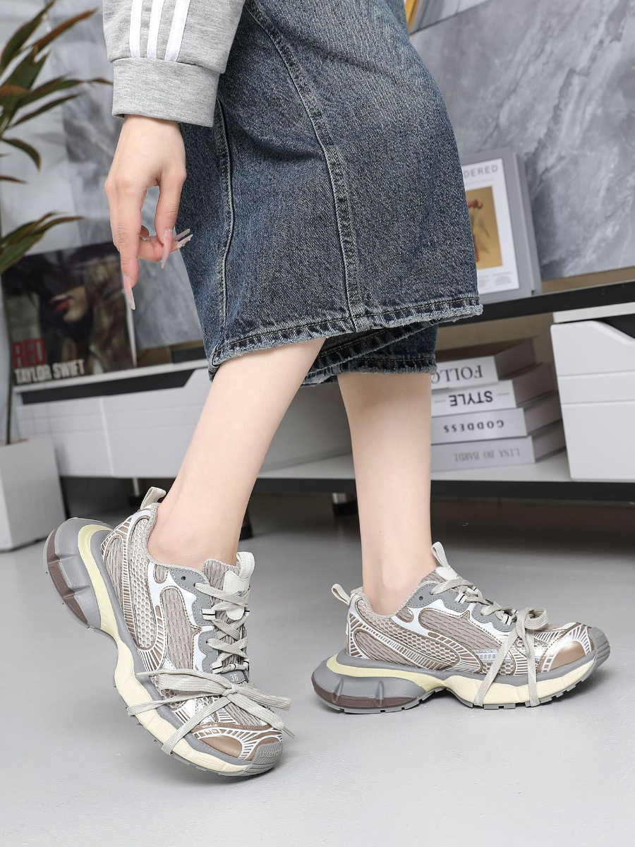 Retro Futuristic Chunky Sneakers – Women’s Graphic Dad Shoes