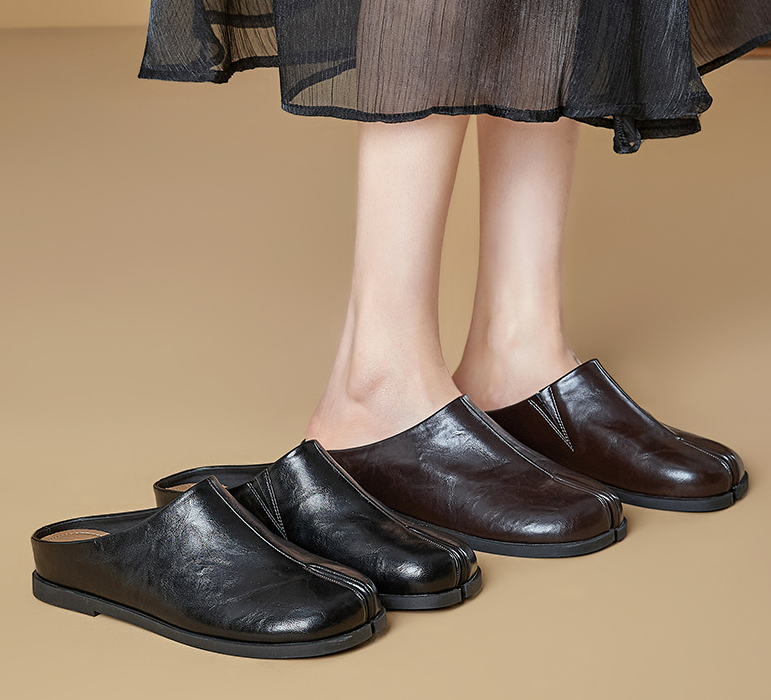 Vintage Split Toe Leather Mules | Comfort Slip-On Clogs for Women