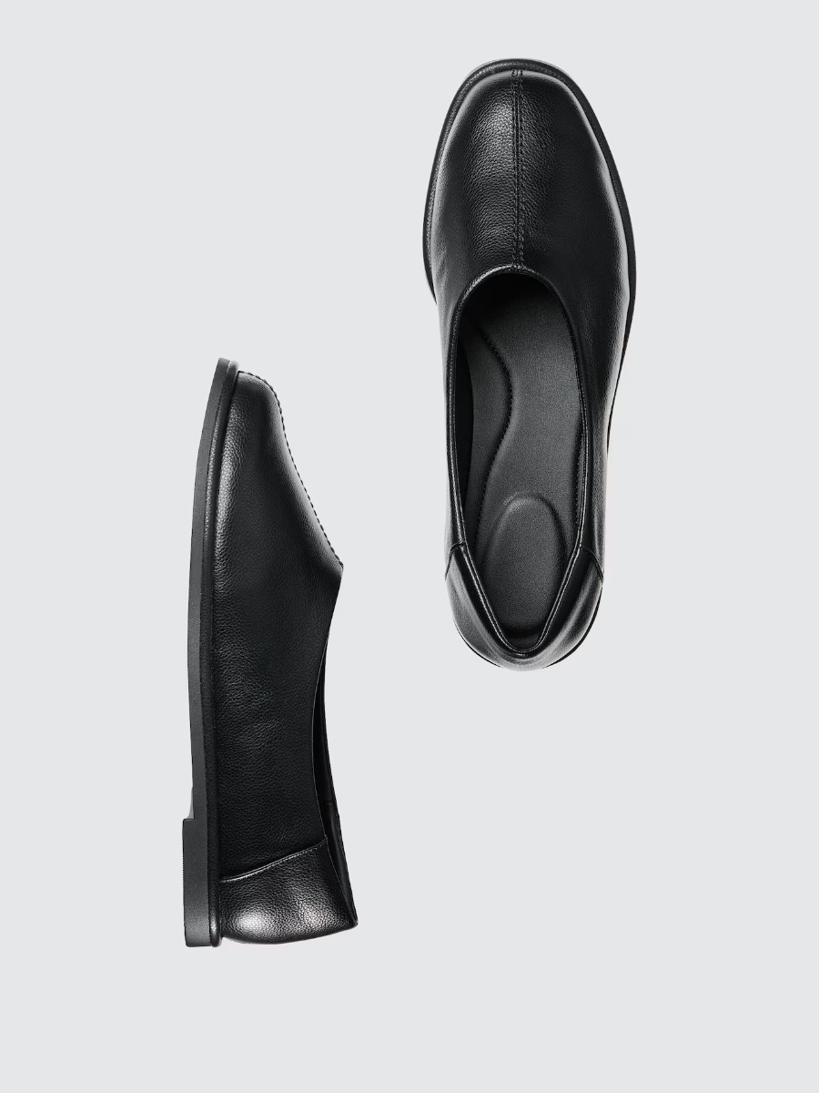 Minimalist Square-Toe Leather Flats | Timeless Black Slip-Ons