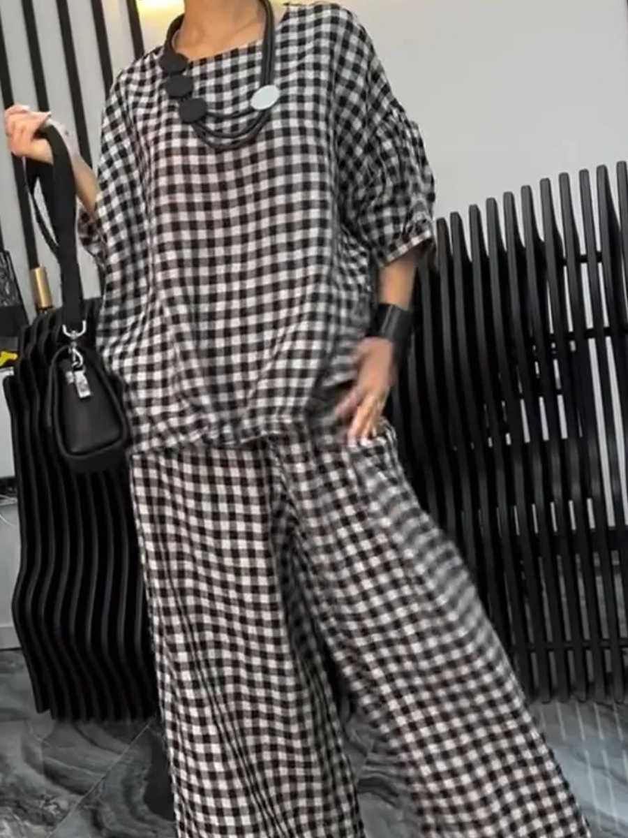 Ladies Round Neck Plaid Casual Suit